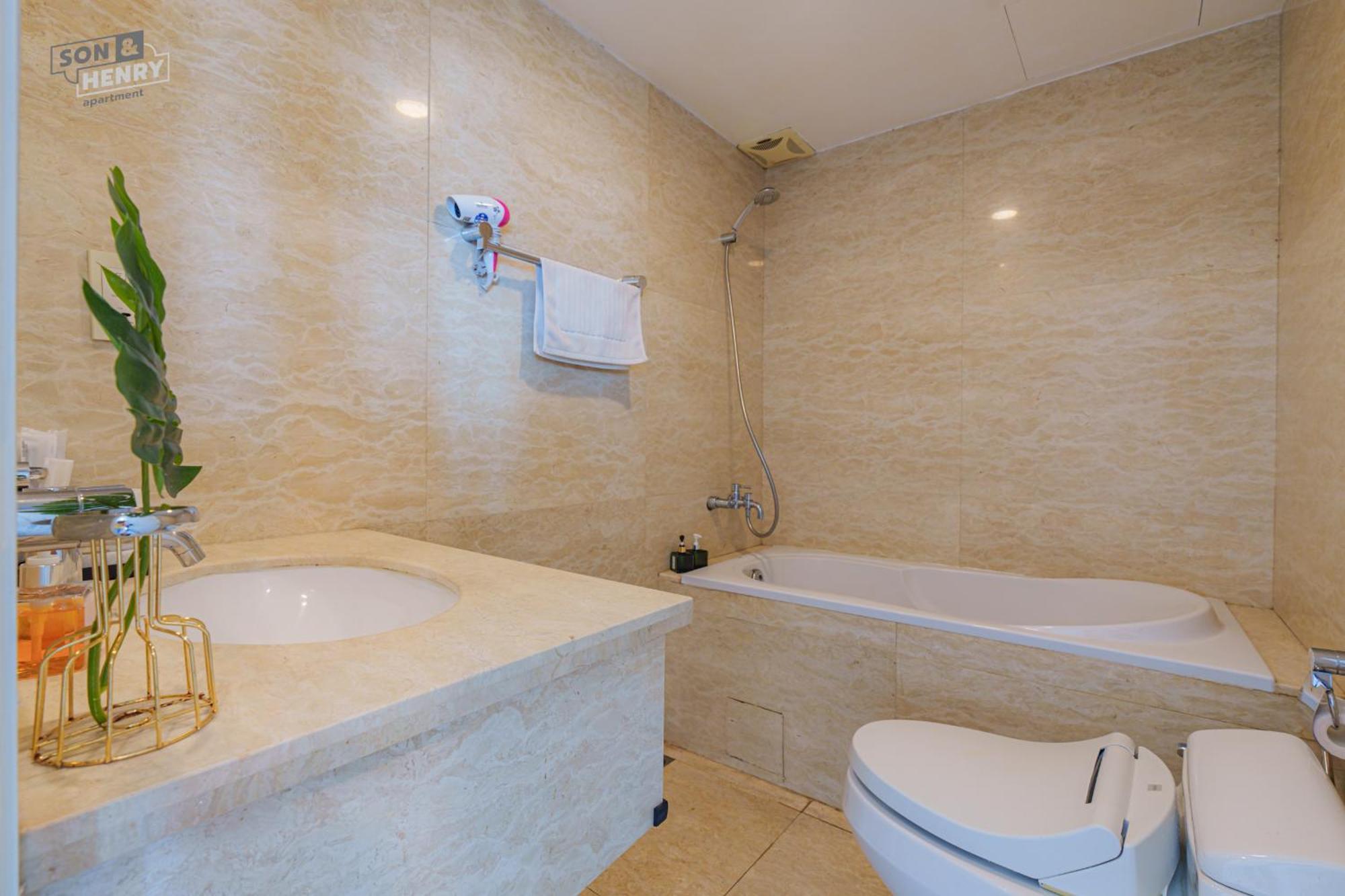Son&Henry Sailing Tower Apartman Ho Si Minh-város Kültér fotó